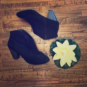 Black Candies booties